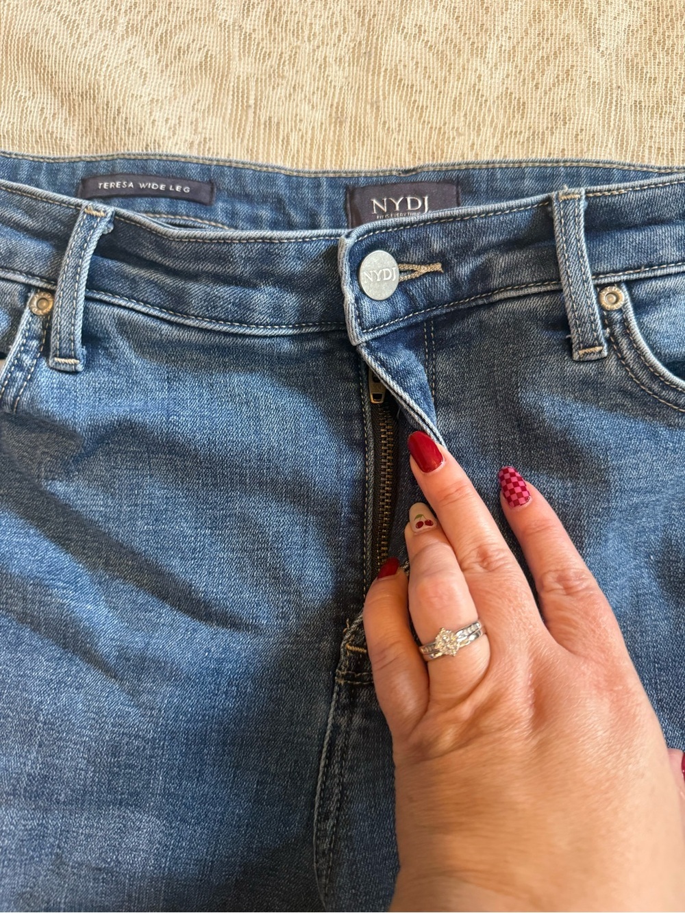 NYDJ Teresa wide leg jeans - Picture 4 of 10